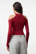 Trendyolmilla Bordo Carmen Yaka Choker Detaylı Fitted/Vücuda Oturan Crop Fitilli Örme Bluz TWOAW22BZ0531