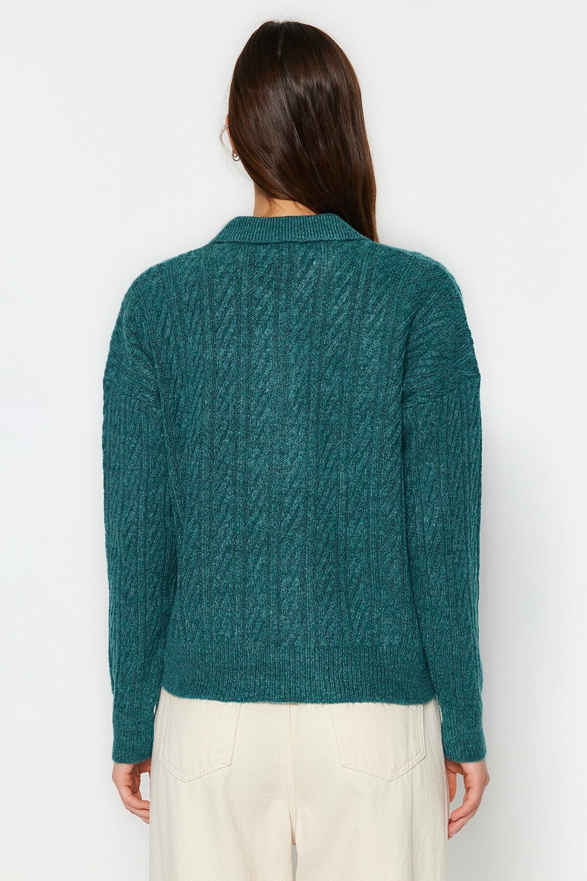 Trendyolmilla Mavi Geniş Kalıp Yumuşak Dokulu Triko Kazak TWOAW21KZ2635