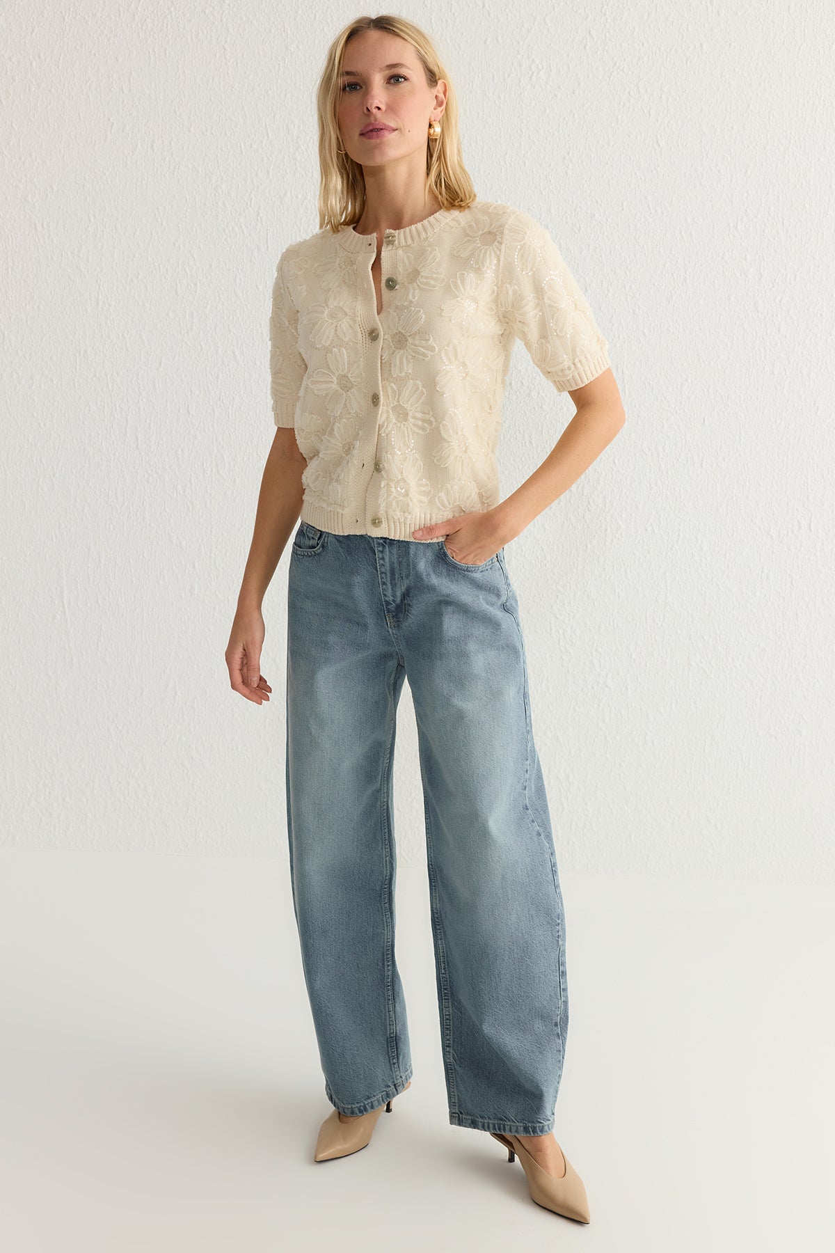 Ekru Tül Çiçek Desenli Triko Hırka TWOAW25HI00386 Secondary image