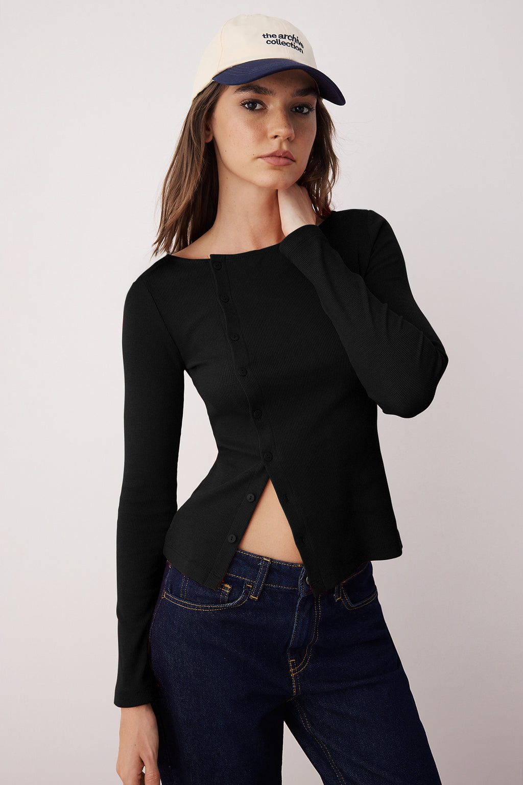 Trendyolmilla Kırmızı Düğmeli Bisiklet Yaka Vücuda Oturan Fitilli Esnek Örme Bluz TWOAW26BZ00104