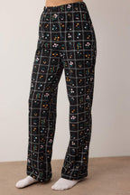 Trendyolmilla Beyaz %100 Pamuklu Kurdele/Fiyonklu ve Puantiyeli Örme Pijama Takımı THMAW26PT00053