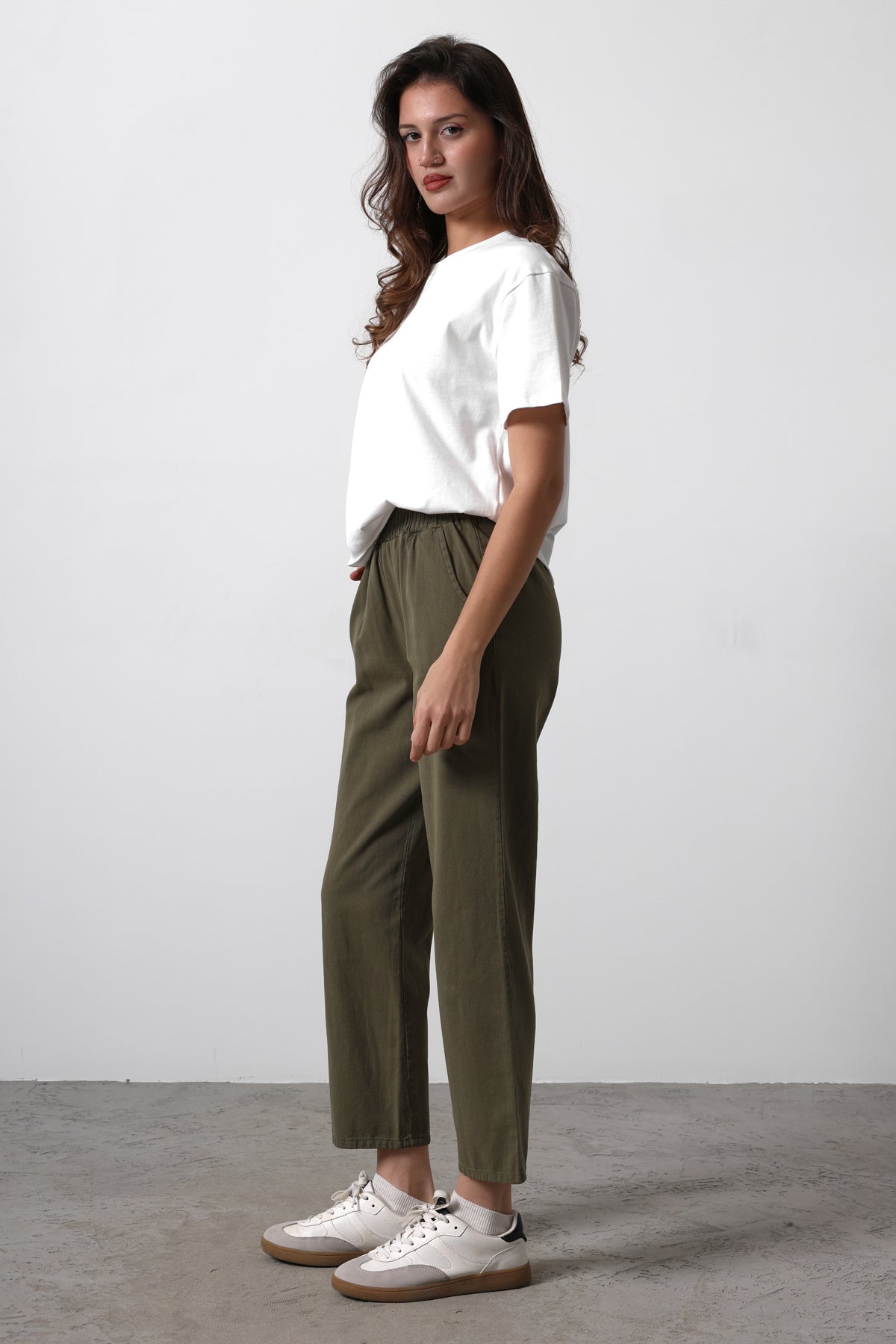 Haki Beli Lastikli Gabardin Pamuklu Pantolon TWOSS25PL00036