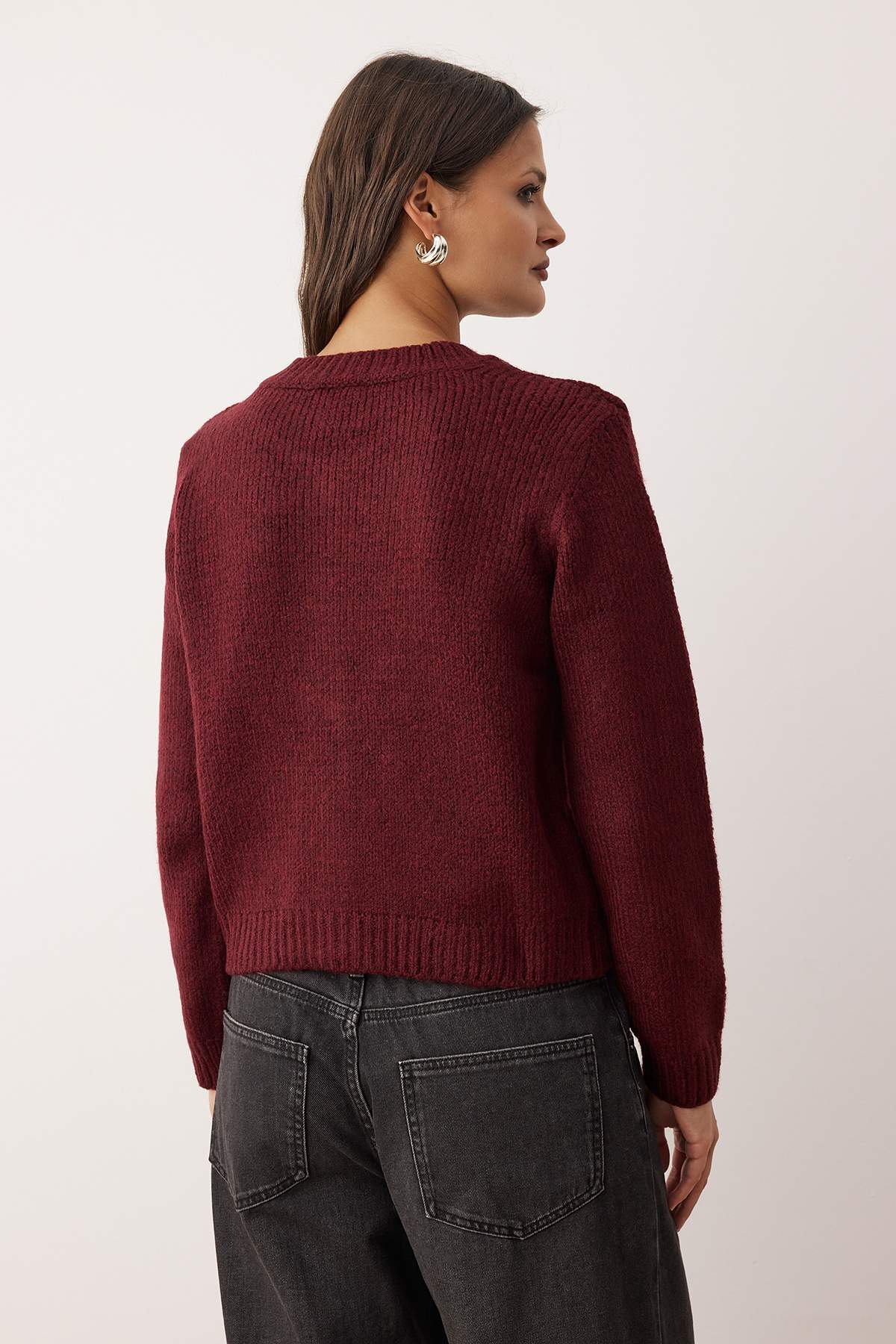 Trendyolmilla Bordo Bisiklet Yaka Kurdele Detaylı Triko Hırka TWOAW26HI00236 Triko Hırka TWOAW26HI00236