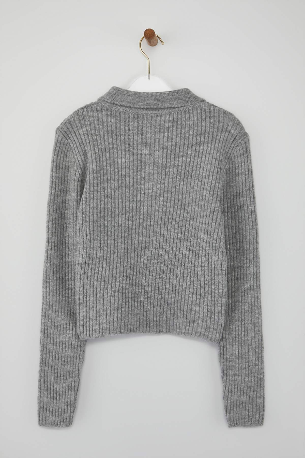Trendyolmilla Wardrobe Essentials Gri Yumuşak Dokulu Fermuarlı Triko Hırka | TWOAW26HI00177
