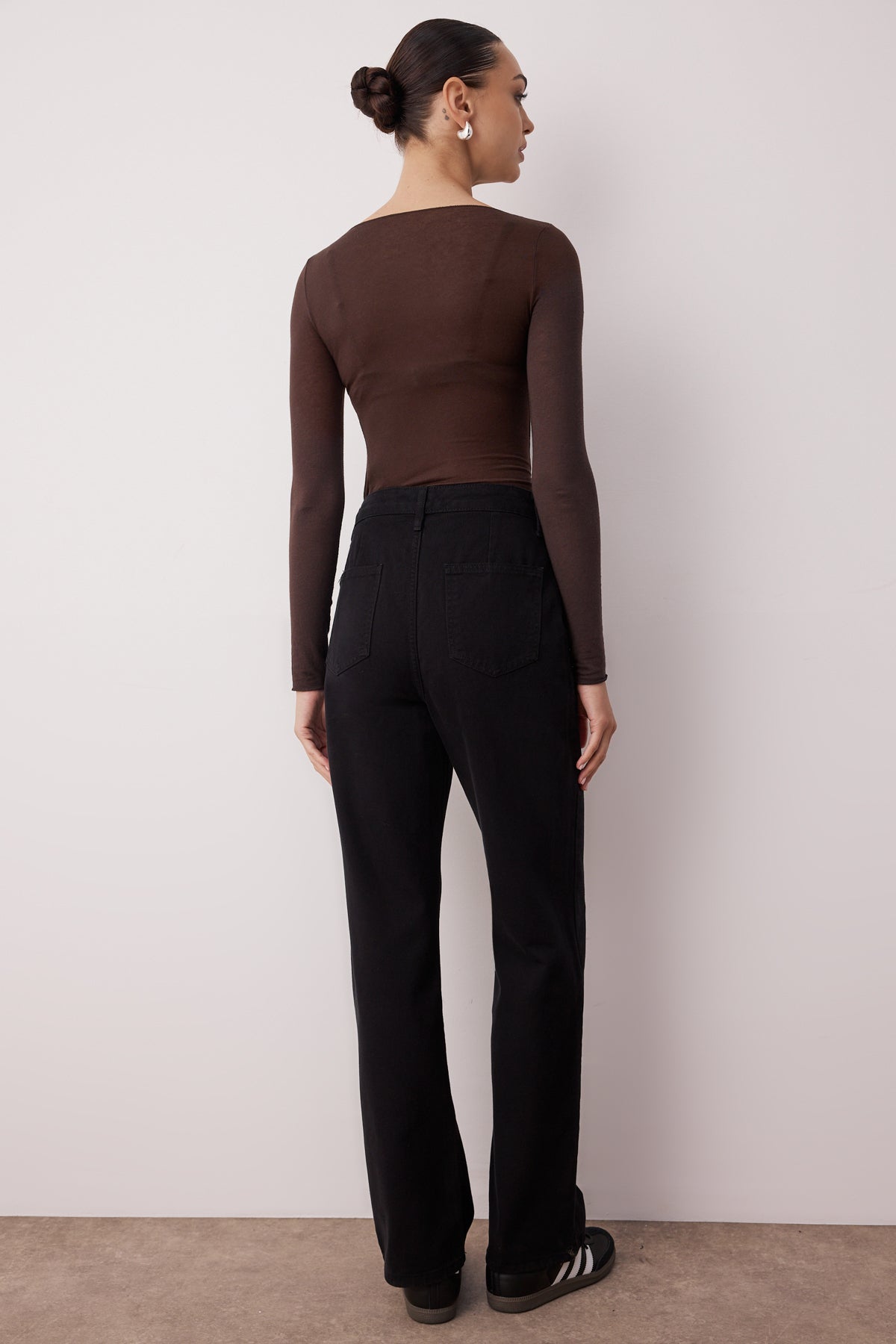 Trendyolmilla Siyah Cep Detaylı Yüksek Bel Wide Leg Jeans TWOAW22JE0595
