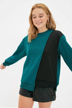 Trendyolmilla Beyaz Baskılı Basic Örme Sweatshirt TWOAW21SW0150