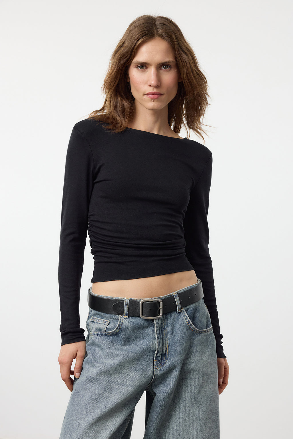 Trendyolmilla Yağ Yeşili Fitted/Vücuda Oturan Büzgü Detaylı Esnek Örme Bluz TWOAW25BZ00225