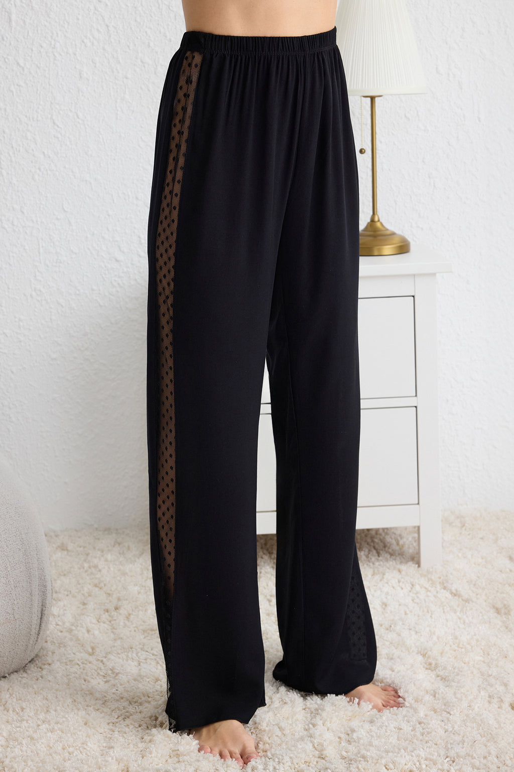 Trendyolmilla Bordo Puantiyeli Dantel Detaylı İp Askılı Dokuma Pijama Takımı THMSS25PT00128