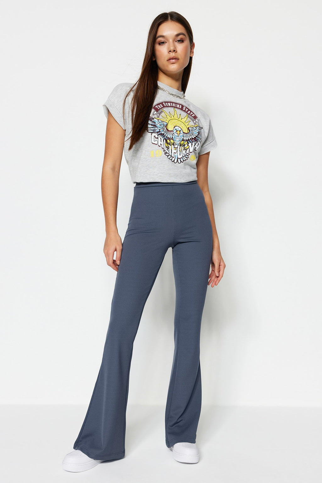 Trendyolmilla Antrasit Fitilli Flare/İspanyol Paça Yüksek Bel Esnek Örme Tayt Pantolon TWOSS23PL00135