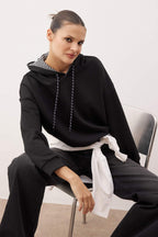 Siyah Kapüşonlu Oversize/Geniş Kalıp Örme Sweatshirt TWOAW26SW00223