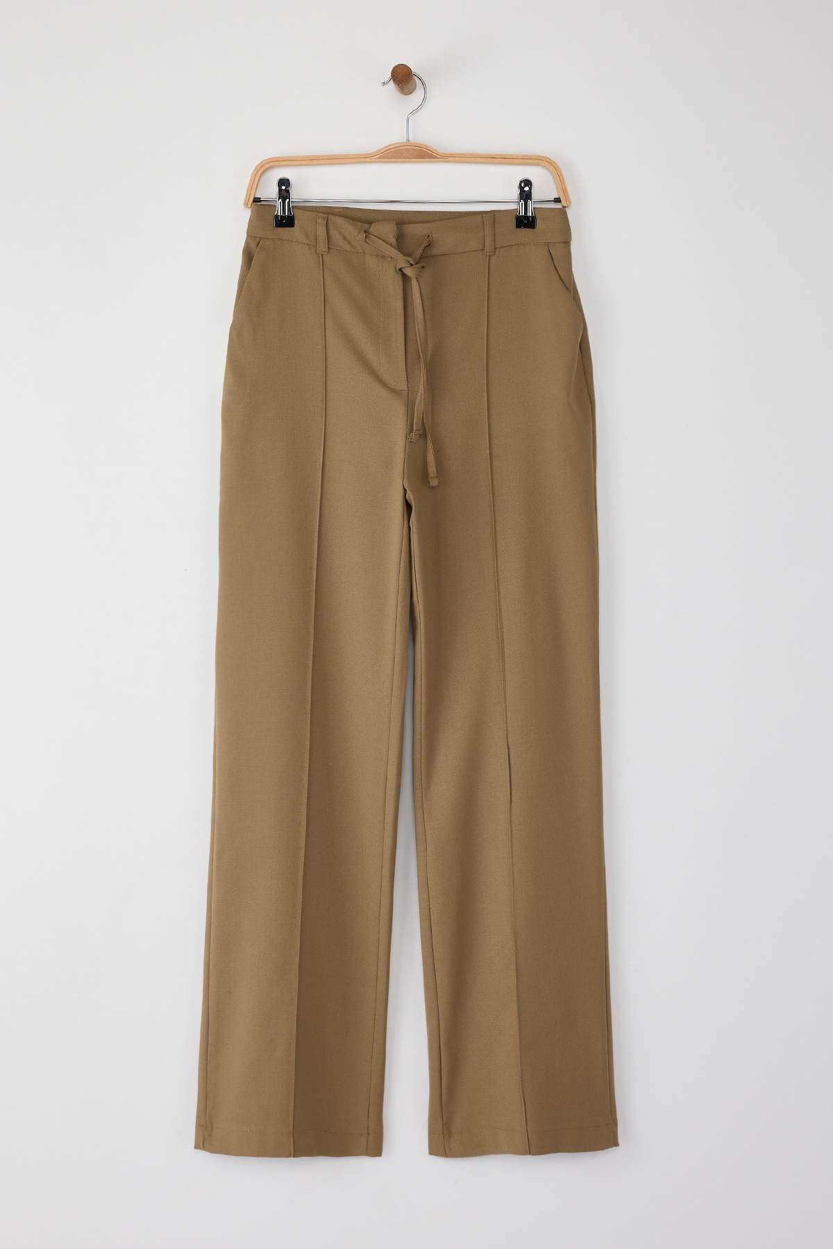 Trendyolmilla Wardrobe Essentials Siyah Bağcıklı Kışlık Tuşeli Rahat Kumaş Geniş Paça Pantolon | TWOAW26PL00012