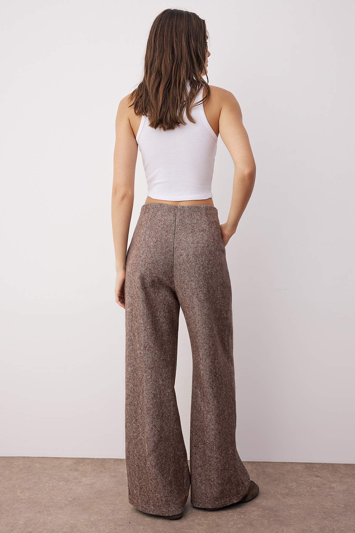Trendyolmilla Kahverengi Düğme Detaylı Wide Leg Dokuma  Pantolon TWOAW21PL0492