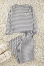 Trendyolmilla Kırmızı Çizgili Gökkuşağı Baskılı Viskon Örme Pijama Takımı THMAW25PT00014