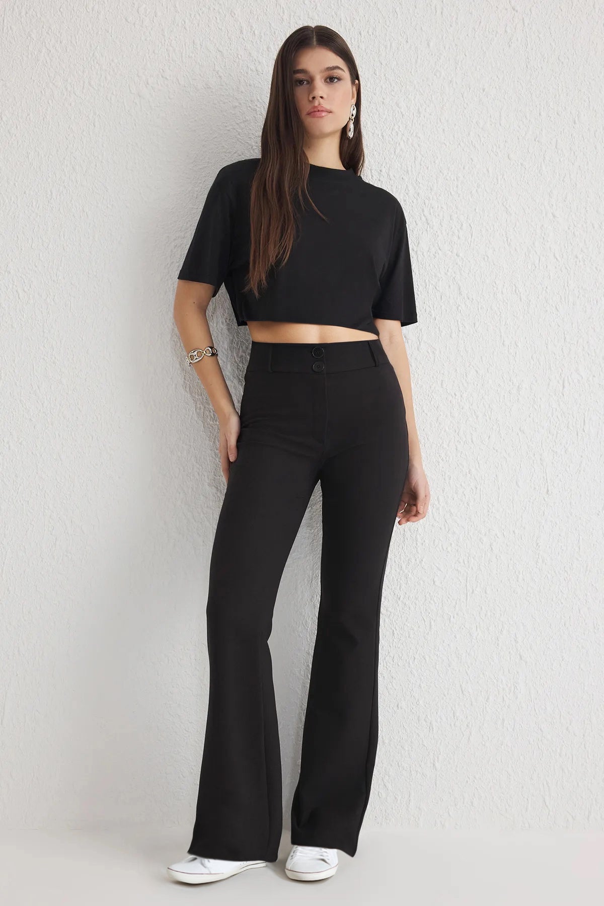Trendyolmilla Vizon İspanyol Paça Normal Bel Dokuma Pantolon TWOSS25PL00065