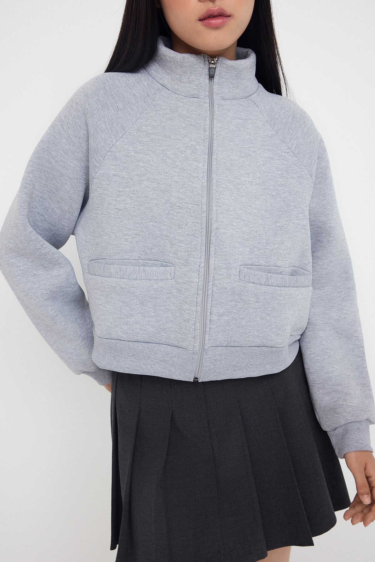 Trendyolmilla Siyah Regular/Normal Kalıp Fermuarlı Dik Yaka Kalın İçi Polarlı Örme Sweatshirt TWOAW26SW00017