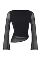 Trendyolmilla Ekru Soyut Animal Kayık Yaka Asimetrik Detaylı Fitted/vücuda Oturan Örme Bluz TWOAW26BZ00128