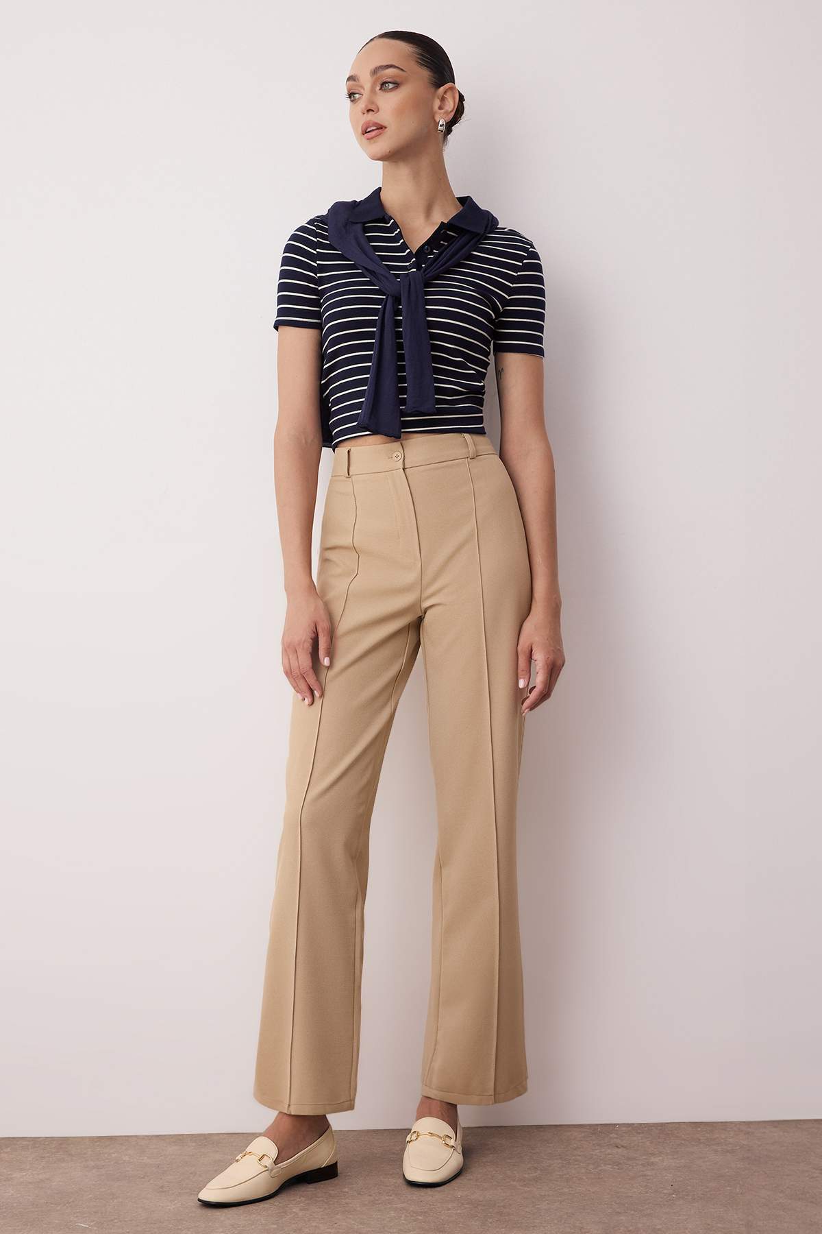 Açık Kahverengi Straight/Düz Kesim Yüksek Bel Nervür Dikişli Dokuma Pantolon TWOSS21PL0093 Main image