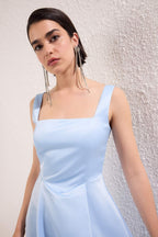 Açık Mavi A-Kesim Saten Dokuma Şık Abiye Gece Mezuniyet Elbisesi TPRAW25EL00040