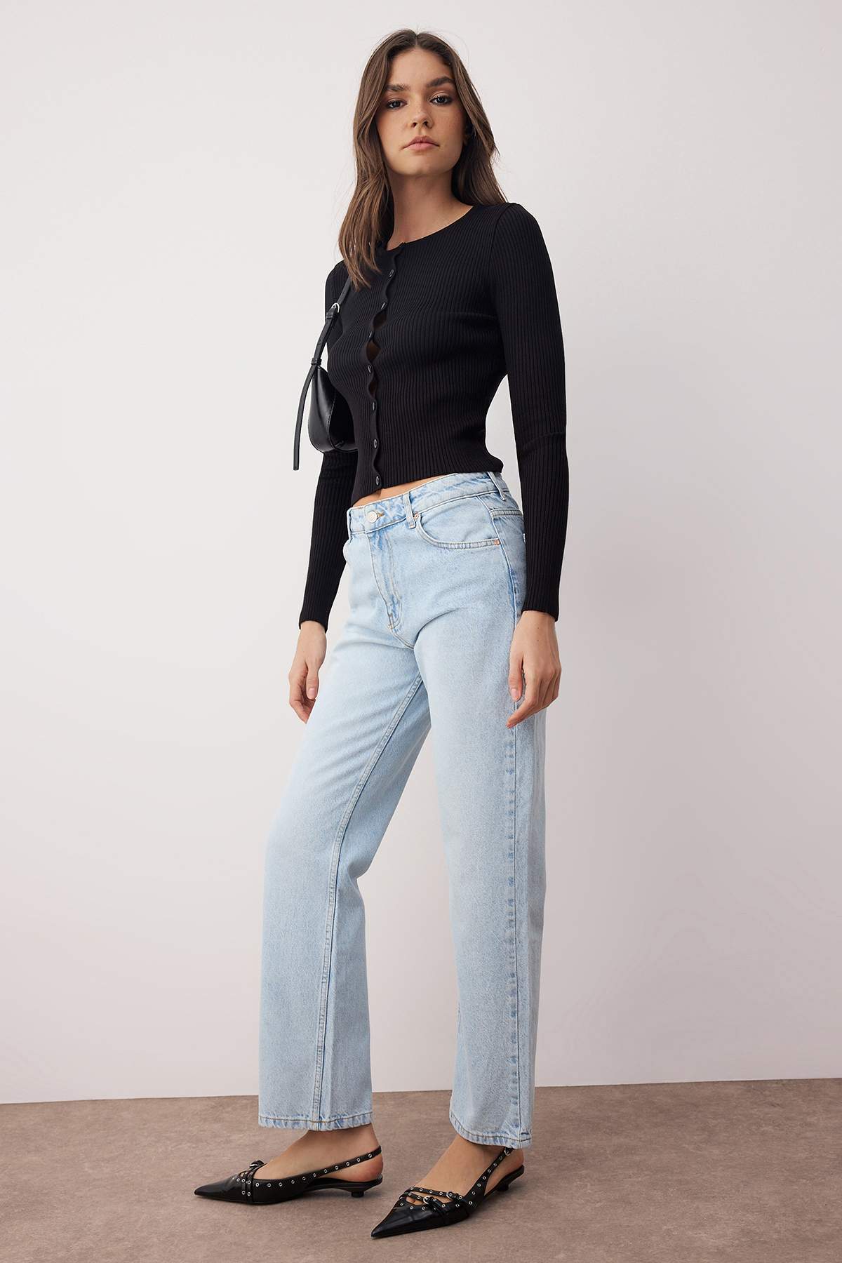 Açık Mavi Yüksek Bel Boru Paça Straight Düz Kesim Jeans TWOAW26JE00060 Secondary image