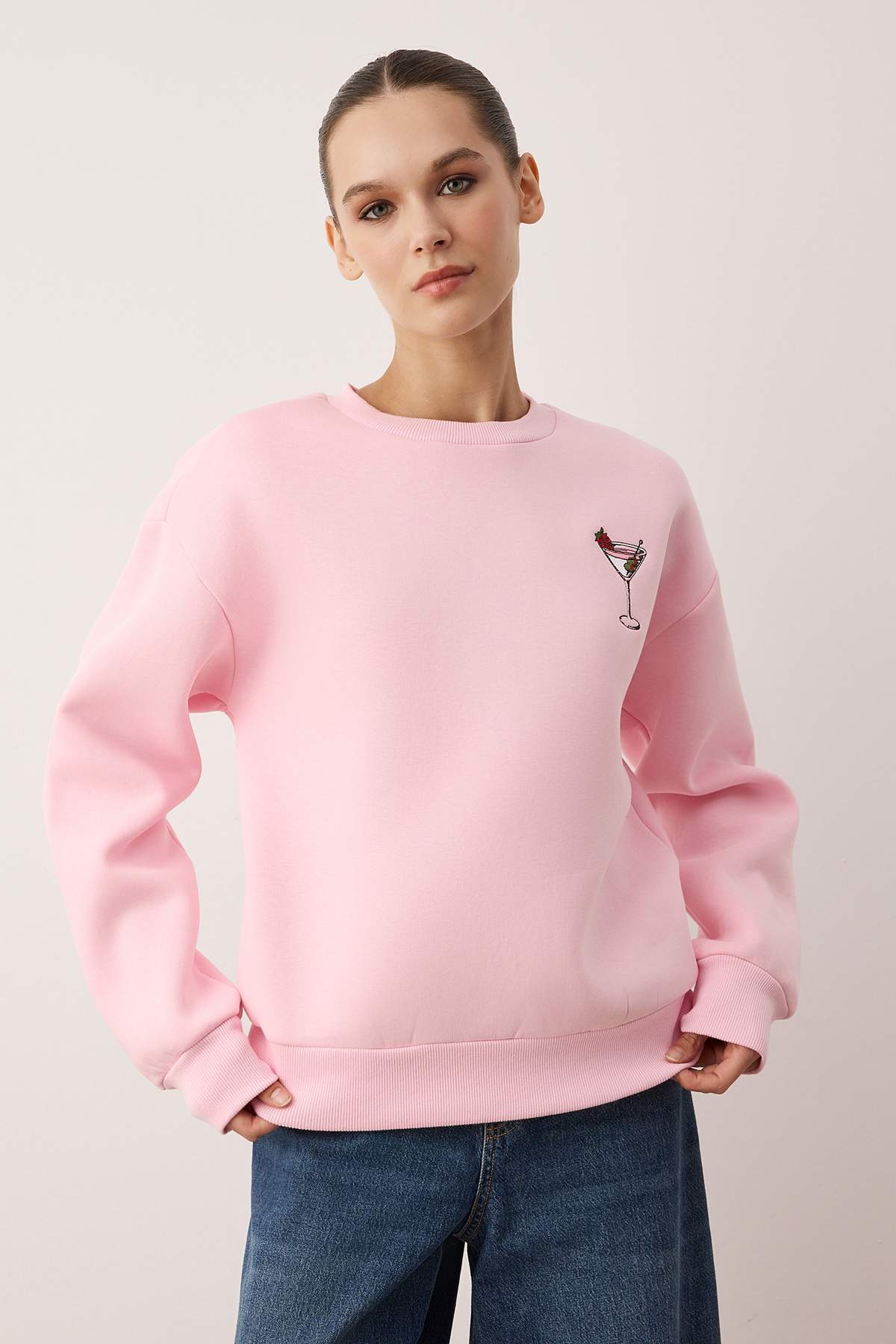 Açık Pembe Animal Nakışlı Regular/Normal Kalıp Kalın İçi Polarlı Örme Sweatshirt TWOAW24SW00196 Main image