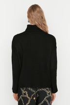 Siyah Yumuşak Dokulu Tül Detaylı Triko Kazak TWOAW20KZ1037