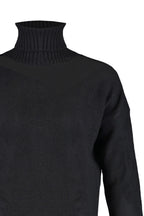 Siyah Yumuşak Dokulu Tül Detaylı Triko Kazak TWOAW20KZ1037