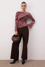 Bordo Ekoseli Kayık Yaka Asimetrik Detaylı Fitted/vücuda Oturan Örme Bluz TWOAW26BZ00128