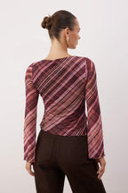 Bordo Ekoseli Kayık Yaka Asimetrik Detaylı Fitted/vücuda Oturan Örme Bluz TWOAW26BZ00128