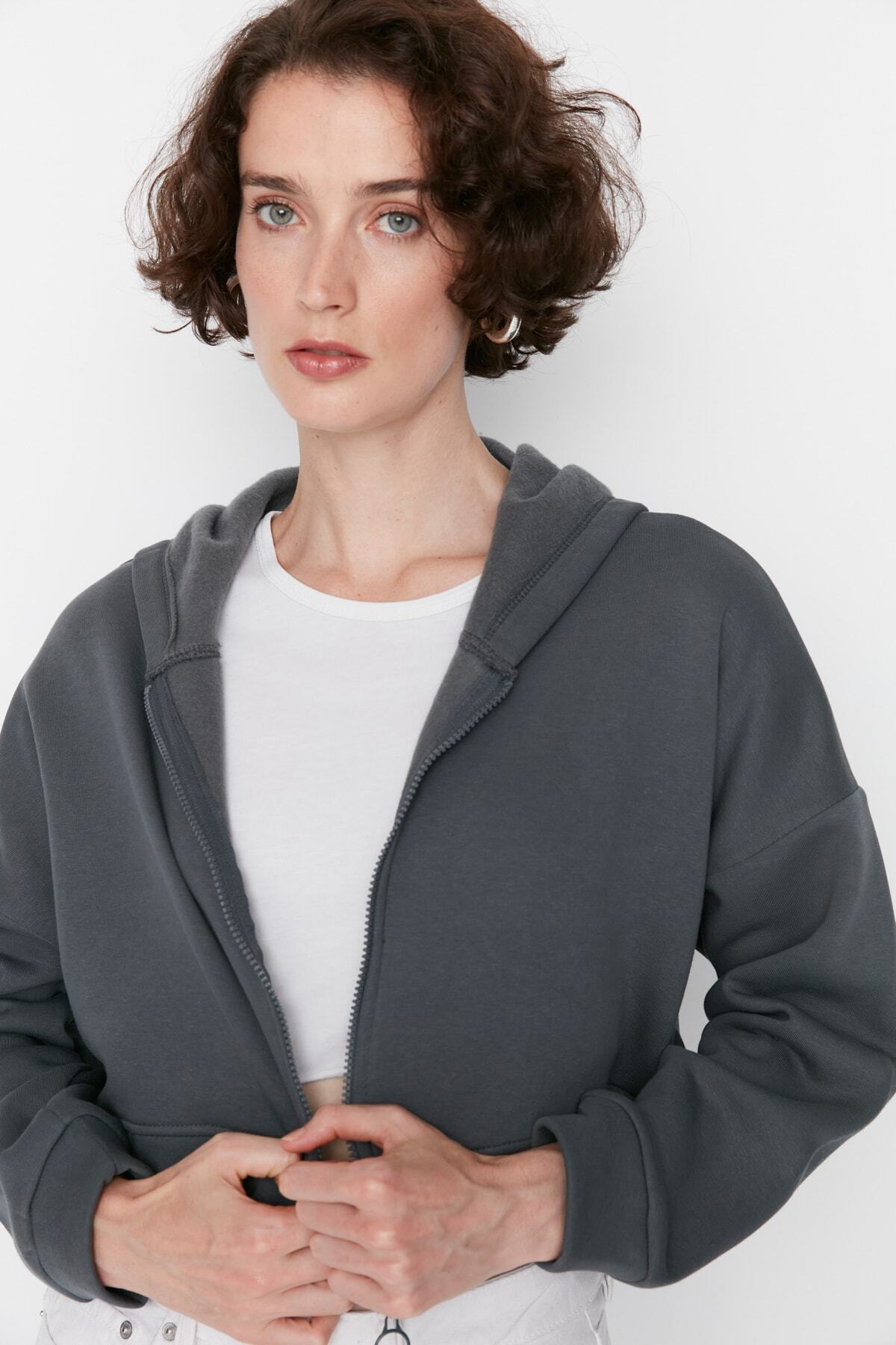 Antrasit Basic Fermuarlı Kapüşonlu Crop Kalın İçi Polarlı Örme Sweatshirt TWOAW20SW0660 Main image