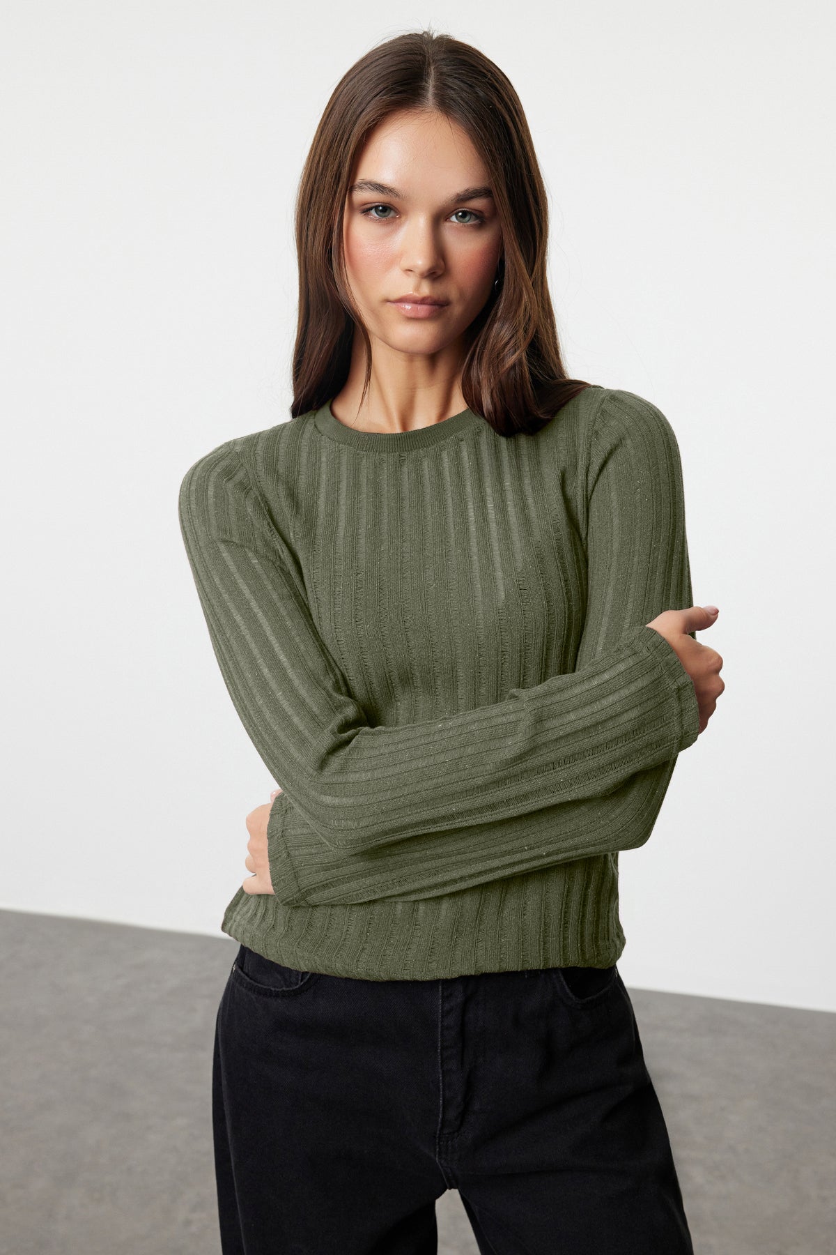 Haki Transparan Triko Görünümlü Kumaş Regular Boy Bisiklet Yaka Örme Bluz TWOAW24BZ00094