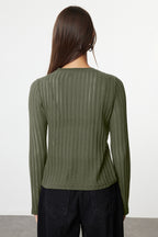 Haki Transparan Triko Görünümlü Kumaş Regular Boy Bisiklet Yaka Örme Bluz TWOAW24BZ00094