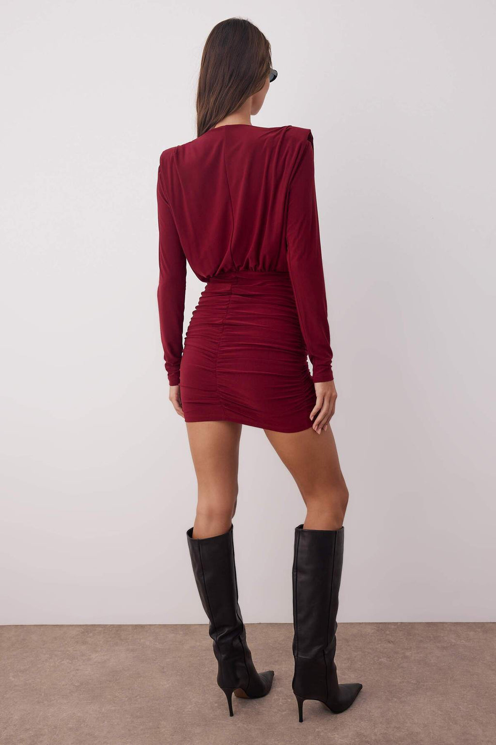 Bordo Vatkalı Drapeli Fitted/Vücuda Oturan Mini Esnek Örme Kalem Elbise TWOAW24EL00821