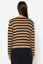 Camel Yumuşak Dokulu Çizgili Ceket Görünümlü Triko Hırka TWOAW24HI00040