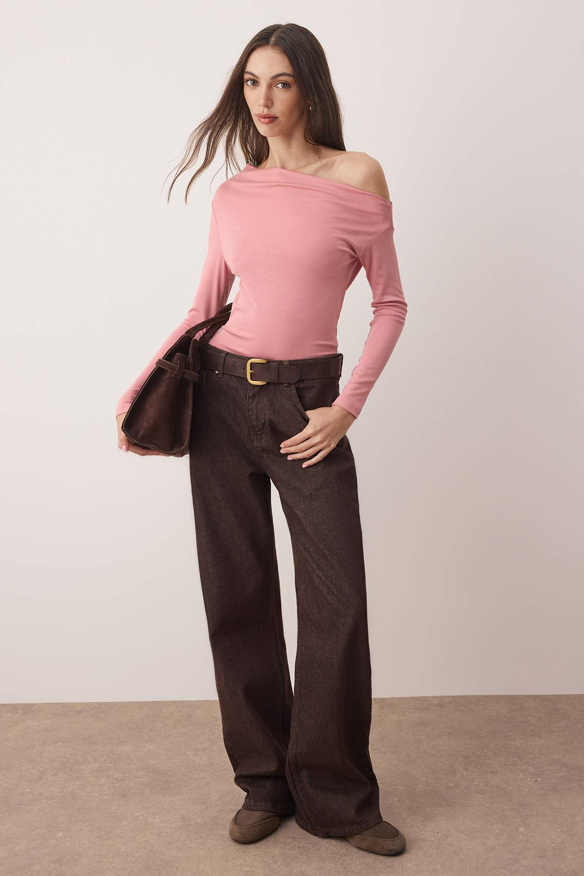 Gül Kurusu Düz Premium Yumuşak Kumaşlı Fitted/Vücuda Oturan Kayık Yaka Örme Bluz TWOAW24BZ00227 Main image