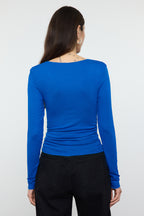 Saks Saks Fitted/Vücuda Oturan Büzgü/Drape Detaylı Esnek  Örme Bluz TWOAW25BZ00225