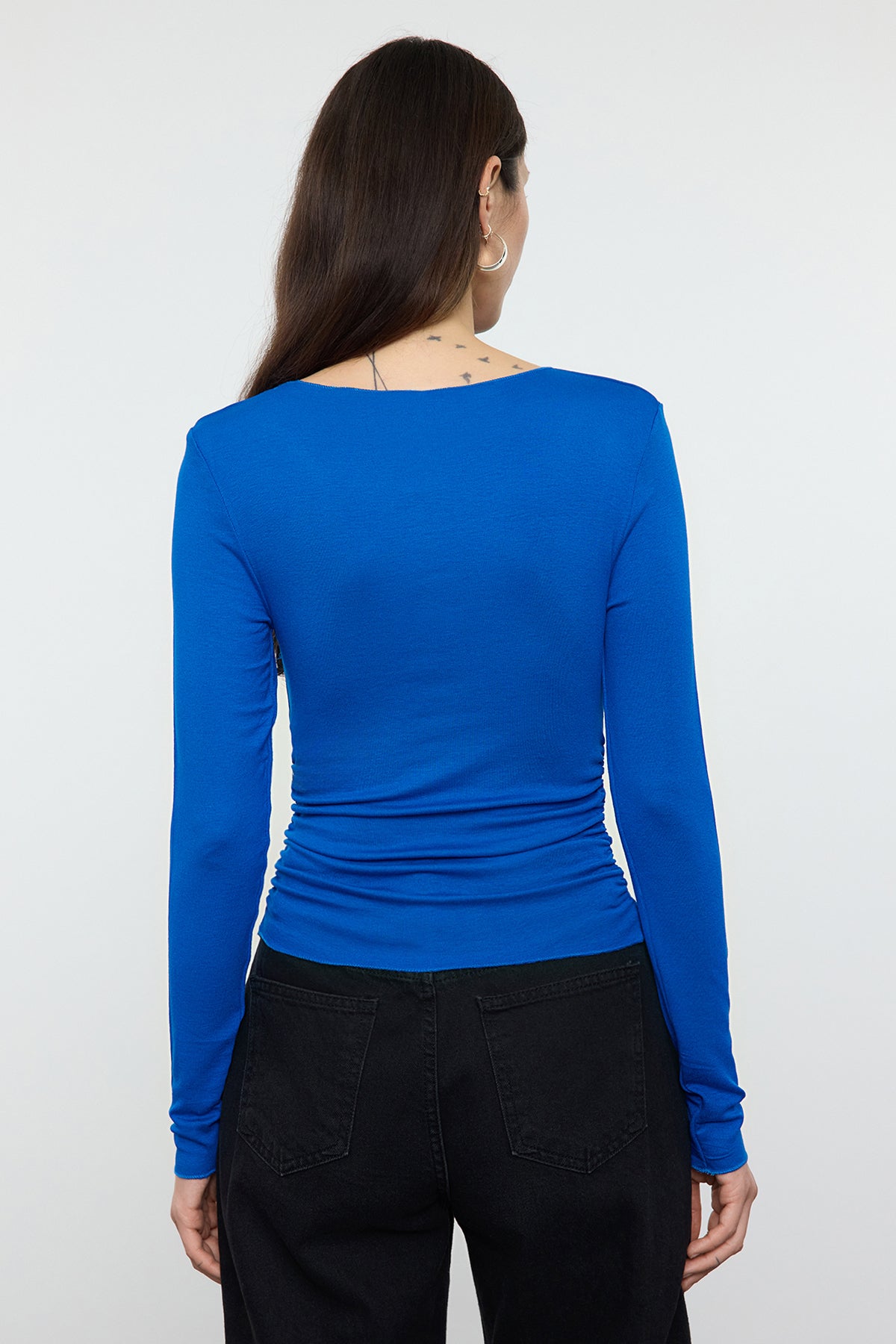 Saks Saks Fitted/Vücuda Oturan Büzgü/Drape Detaylı Esnek  Örme Bluz TWOAW25BZ00225