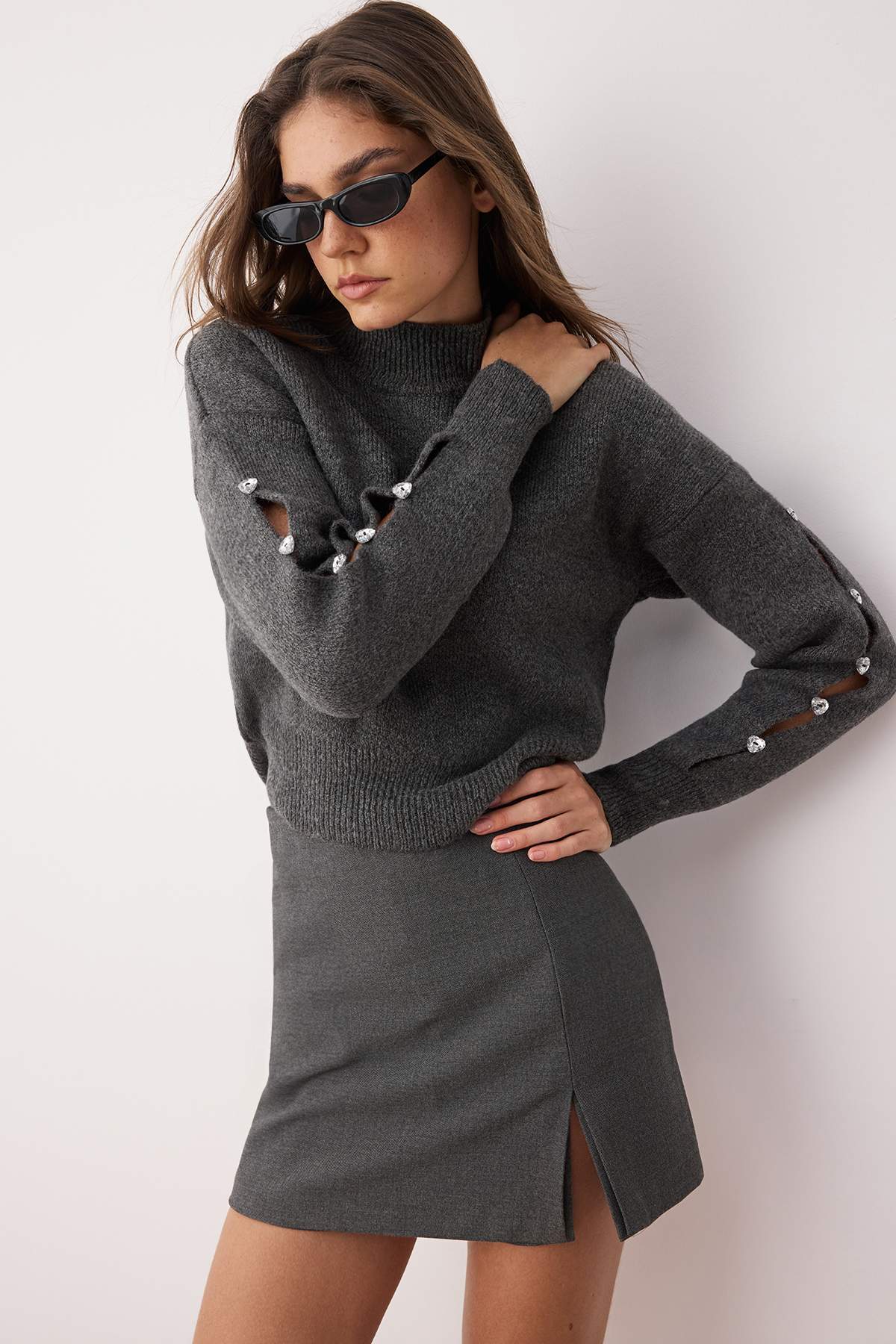 Antrasit Yumuşak Dokulu Düğme Detaylı Triko Kazak TWOAW24KZ00384 Main image