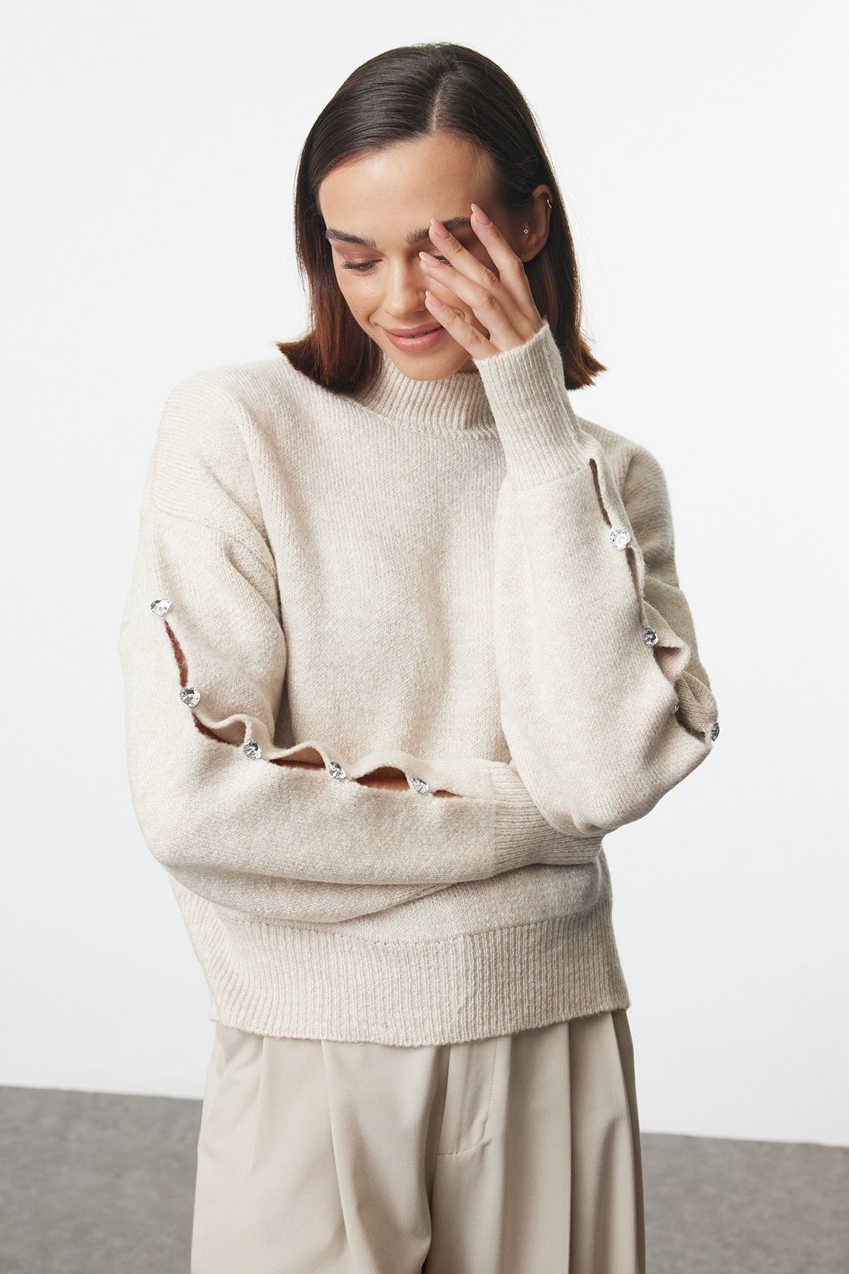 Taş Yumuşak Dokulu Düğme Detaylı Triko Kazak TWOAW24KZ00384 Main image