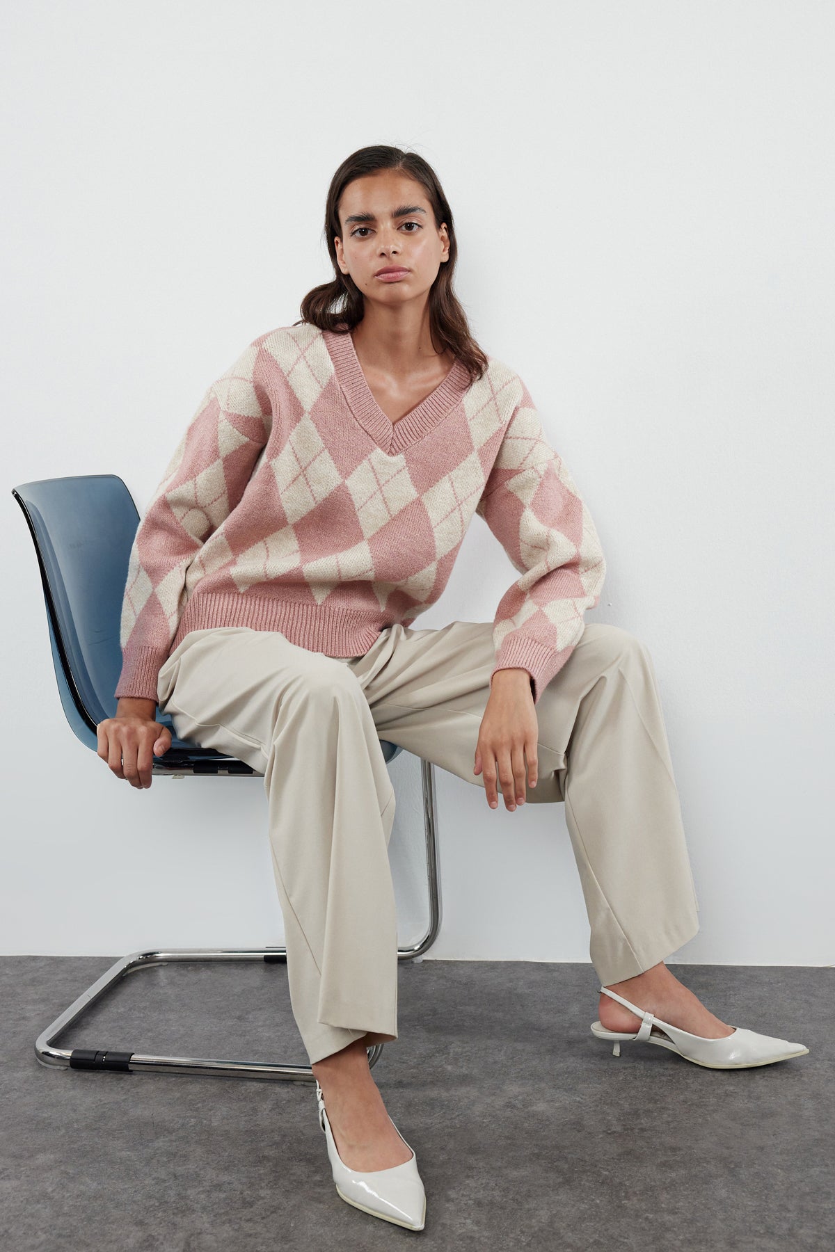 Gül Kurusu Yumuşak Dokulu Geniş Kalıp Baklava Triko Kazak TWOAW25KZ00200 Main image