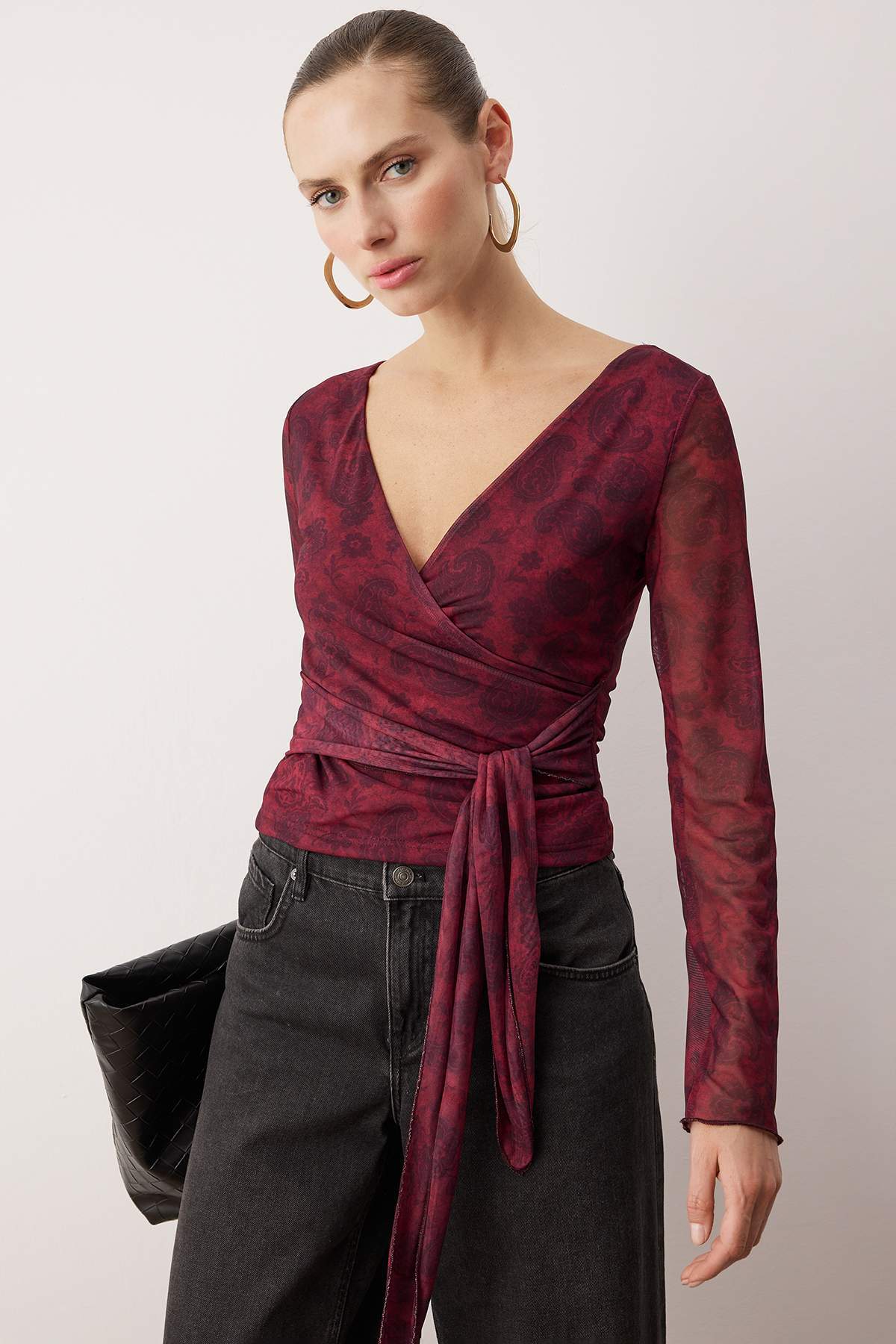 Bordo Soyut Anvelop Fitted/Vücuda Oturan Tül Örme Bluz TWOAW26BZ00226 Secondary image