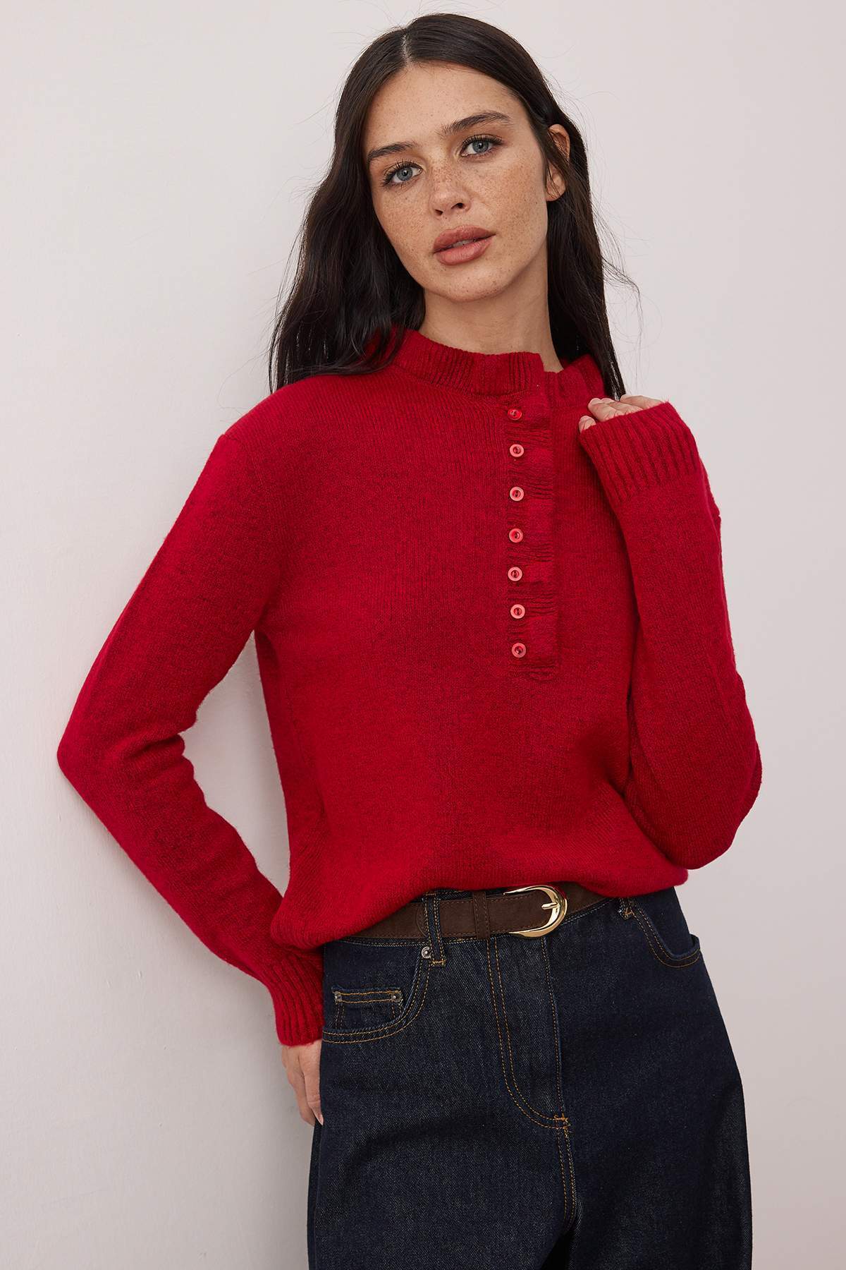 Kırmızı Yaka Detaylı Yumuşak Dokulu Triko Kazak TWOAW26KZ00221 Main image