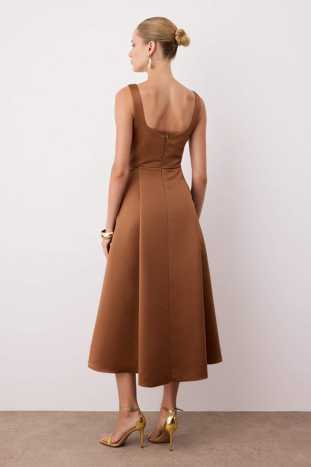 Kahverengi A-Kesim Saten Dokuma Şık Abiye Gece Mezuniyet Elbisesi TPRAW25EL00040