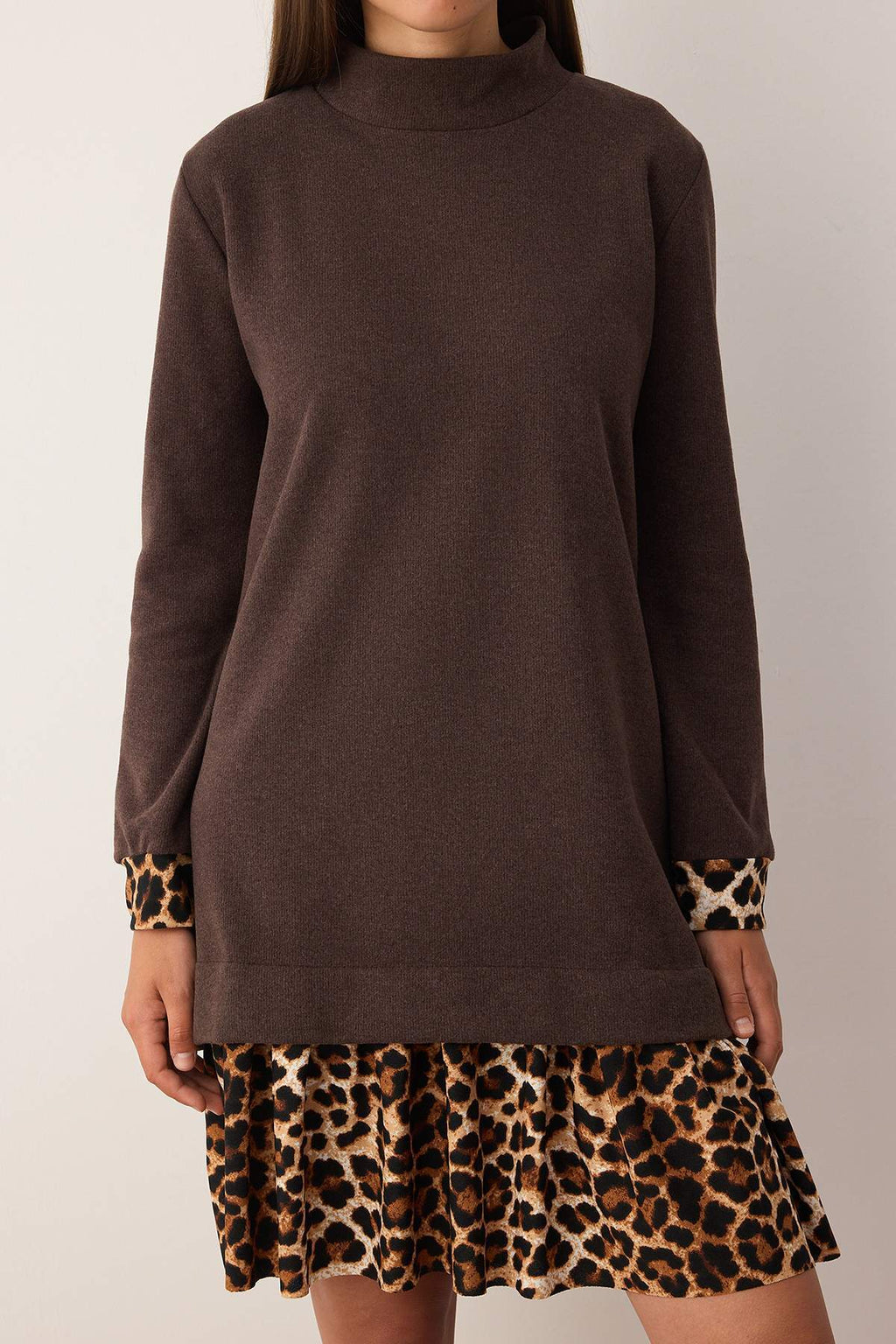 Kahverengi Selanik Dik Yaka Leopar Desenli Mini Örme Elbise TWOAW25EL00282 - zumrut-yesili