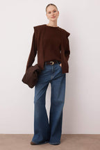 Kahverengi Yumuşak Dokulu Geniş Kalıp Şallı Triko Kazak TWOAW26KZ00166