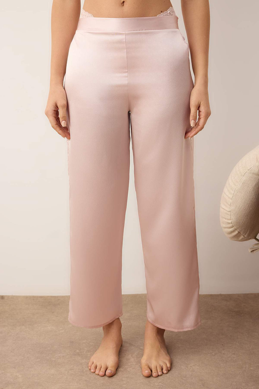 Pembe 3'lü Çeyiz Set Üst Dantel, Alt Saten Askılı Külotlu Dokuma Pijama Takımı THMAW26PT00077