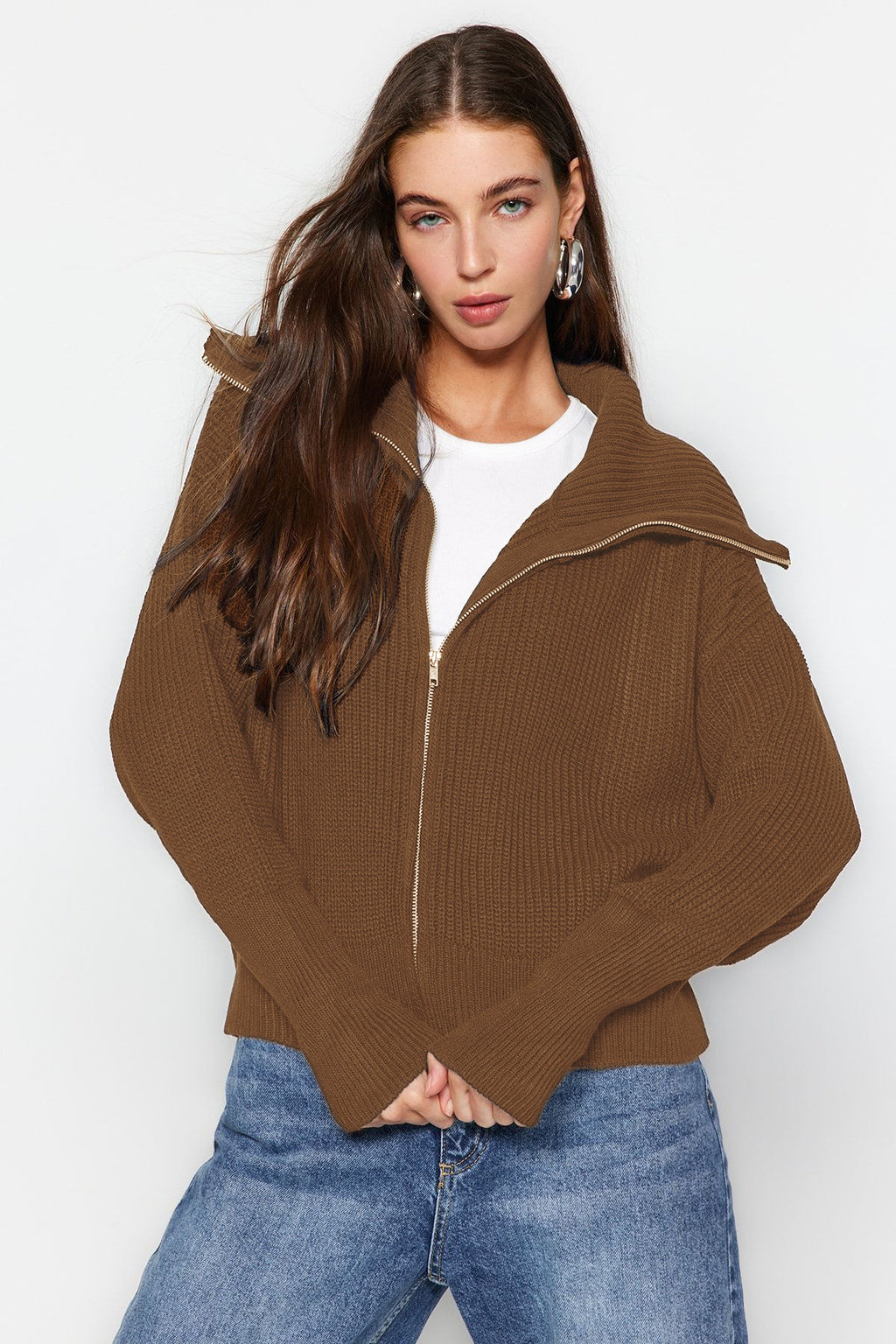 Açık Kahverengi Geniş Kalıp Devrik Yaka Fermuarlı Triko Hırka TWOAW24HI00072