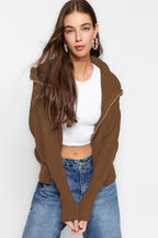 Açık Kahverengi Geniş Kalıp Devrik Yaka Fermuarlı Triko Hırka TWOAW24HI00072