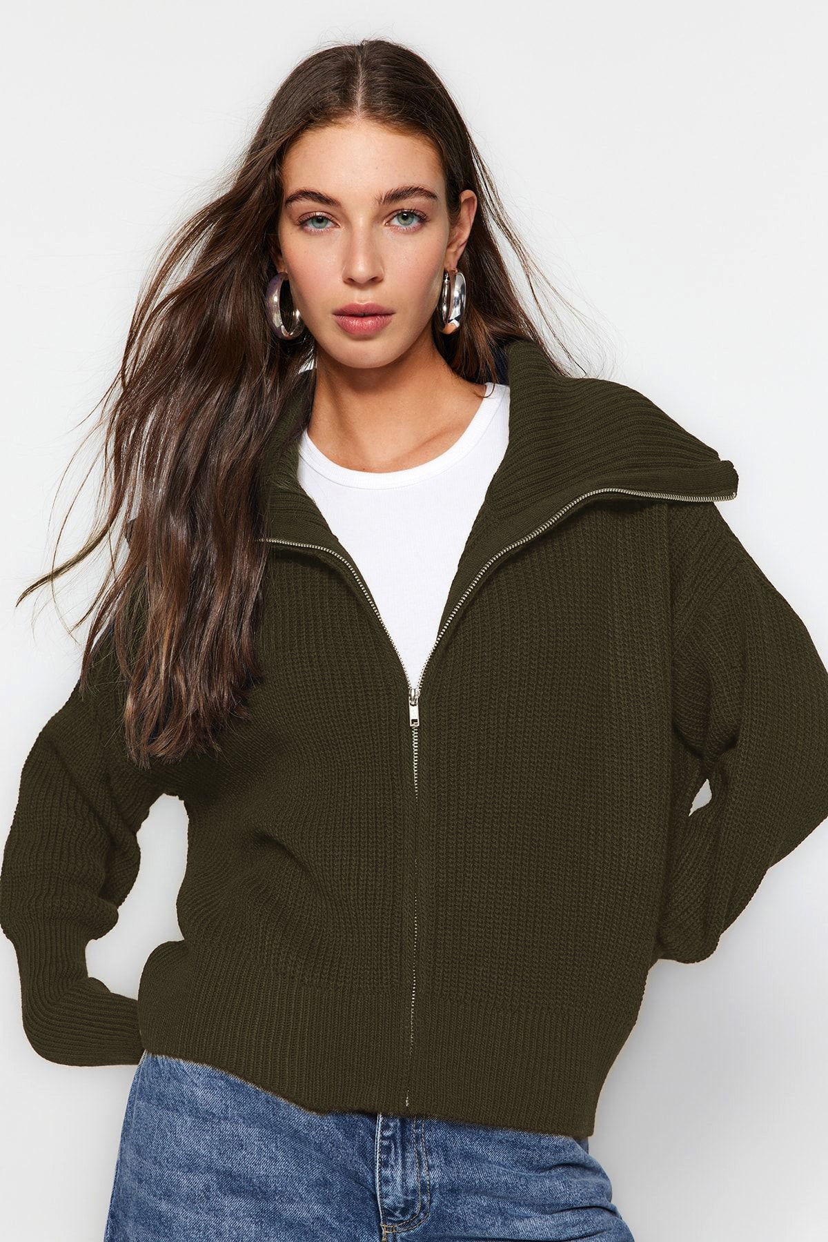 Haki Geniş Kalıp Devrik Yaka Fermuarlı Triko Hırka TWOAW24HI00072 Main image