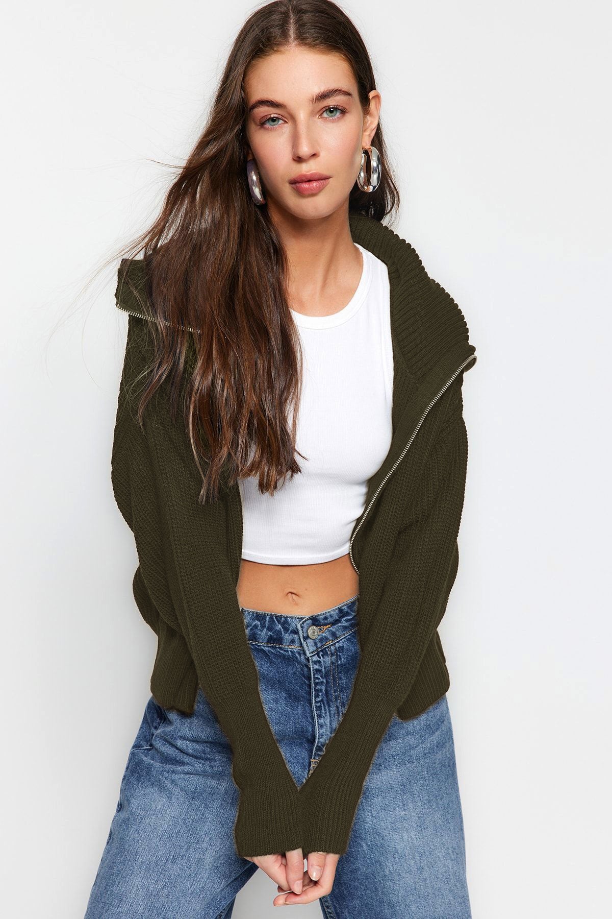 Haki Geniş Kalıp Devrik Yaka Fermuarlı Triko Hırka TWOAW24HI00072 Secondary image