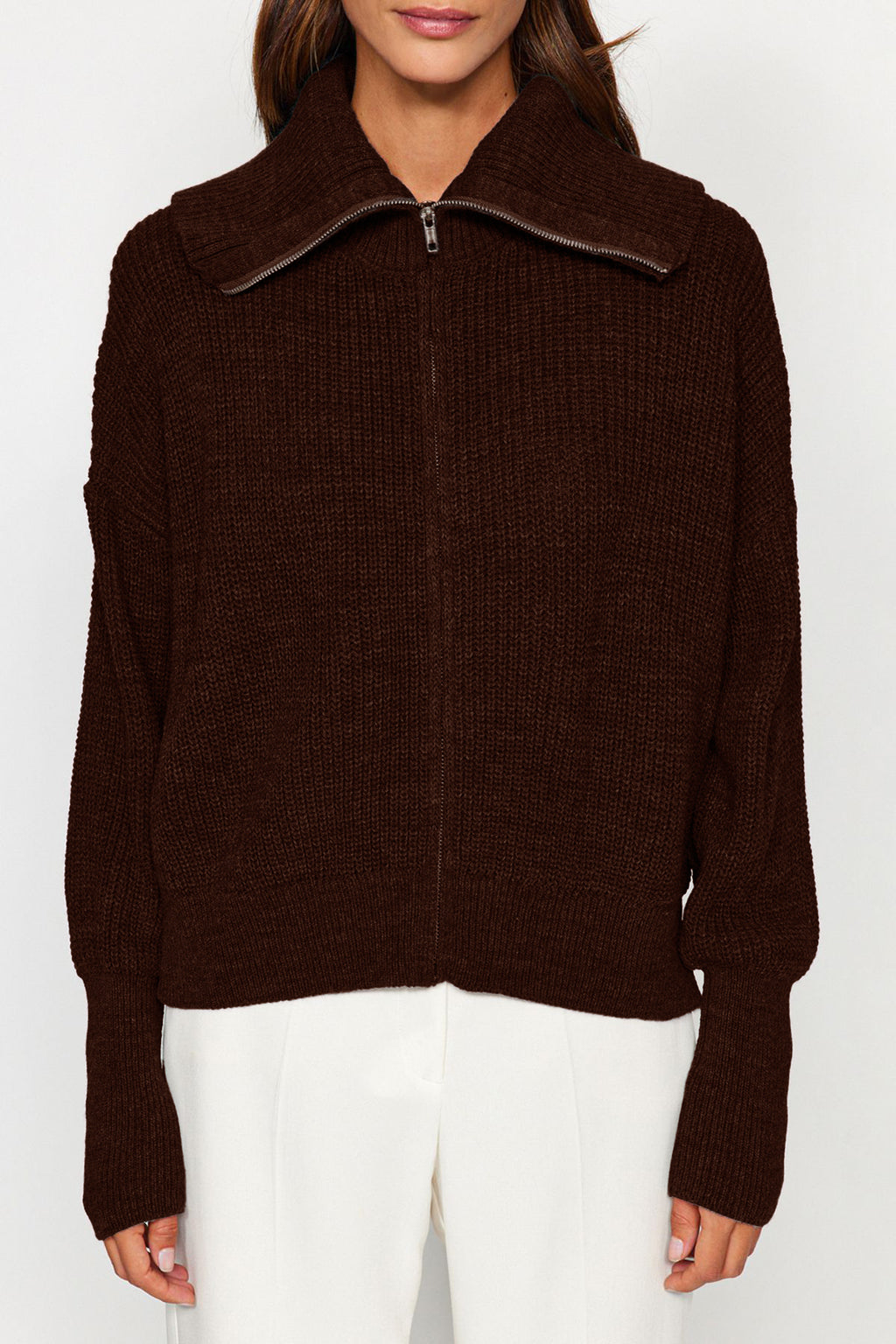 Koyu Kahverengi Geniş Kalıp Devrik Yaka Fermuarlı Triko Hırka TWOAW24HI00072